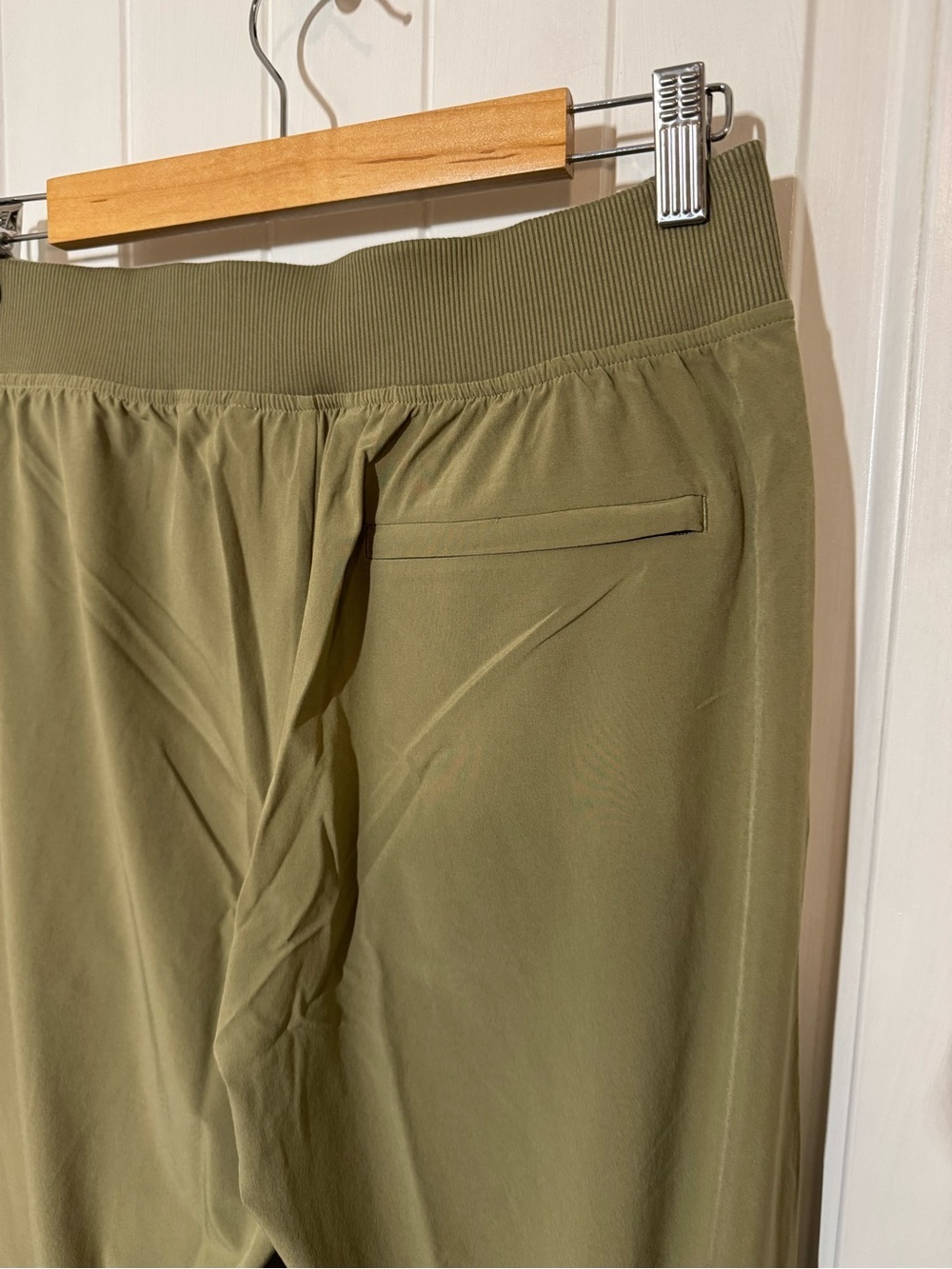 Athleta Brooklyn Jogger Olive Utility Pull-On Pants - Picture 3 of 6